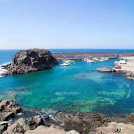 Charming With Sea View In El Roque, Private Pool Villa