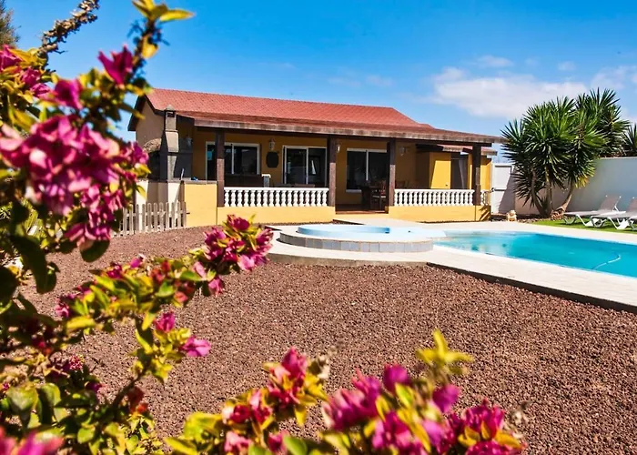 Charming With Sea View In El Roque, Private Pool * Cotillo