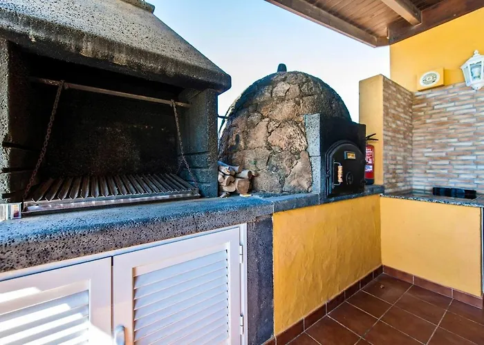 Charming With Sea View In El Roque, Private Pool 빌라 *