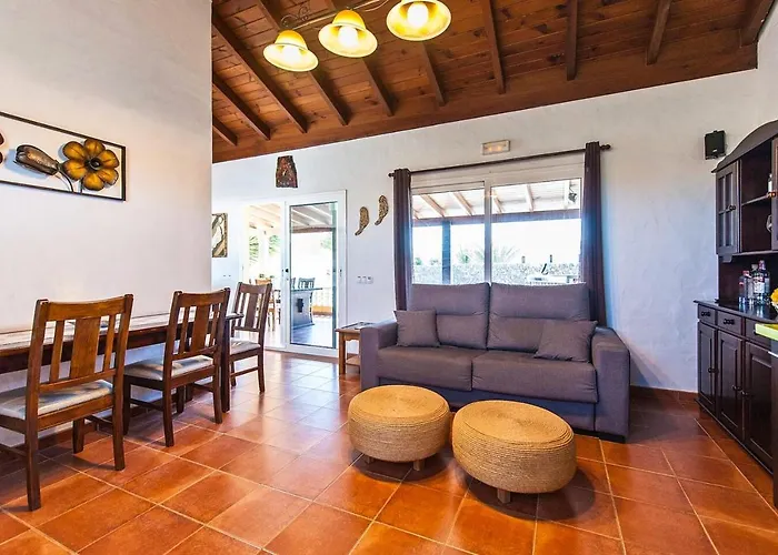 Vila Charming With Sea View In El Roque, Private Pool *