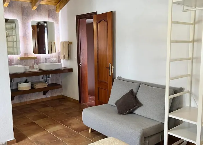 Charming With Sea View In El Roque, Private Pool 빌라 *