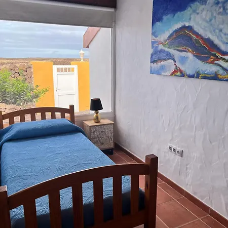 Charming With Sea View In El Roque, Private Pool